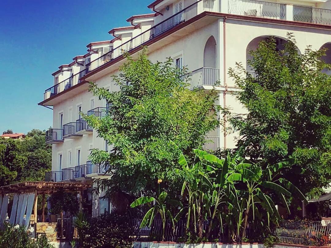 Hotel Garden Riviera Santa Maria di Castellabate Esterno foto